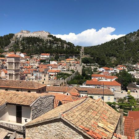 Old Town Apartment Mare Hvar Town Exterior photo