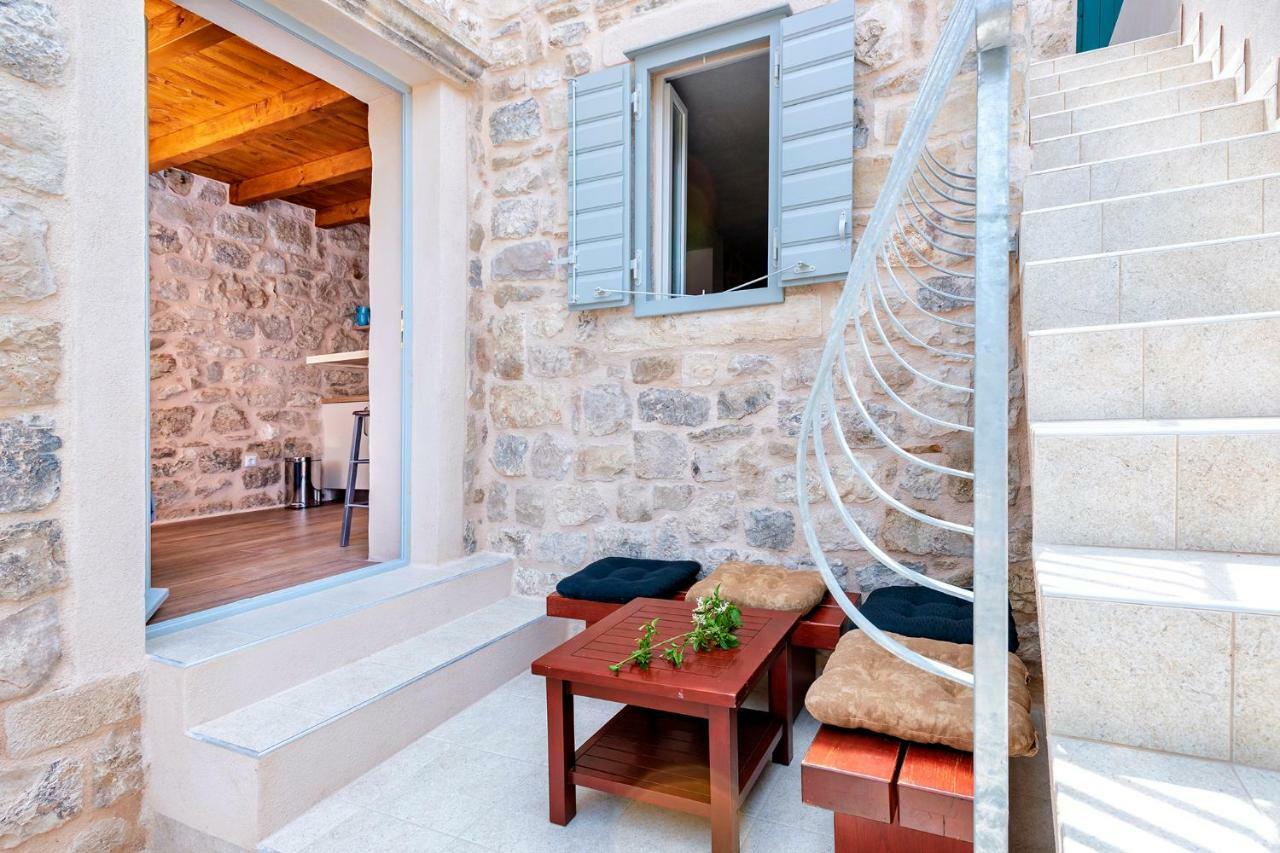 Old Town Apartment Mare Hvar Town Exterior photo