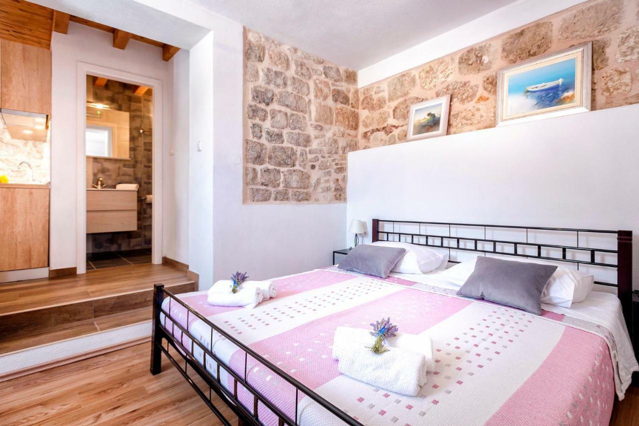 Old Town Apartment Mare Hvar Town Exterior photo